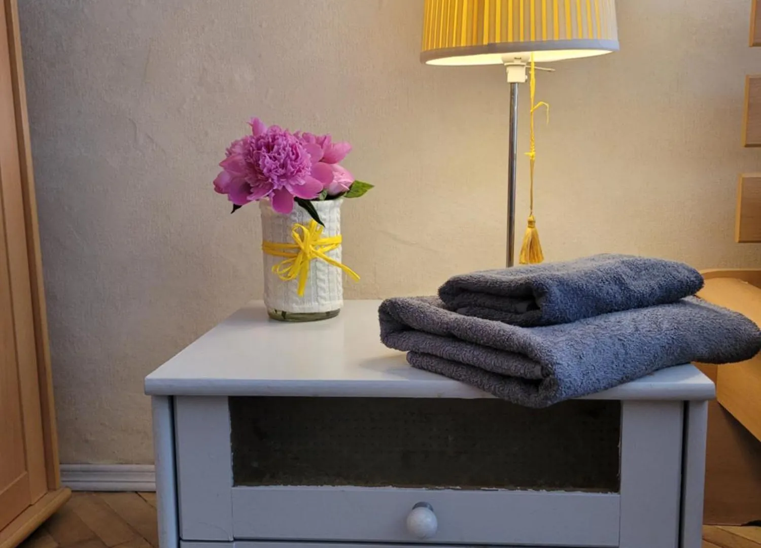 Sunflower Apartment Near Kiev Airport & Railway Station & Center City! Ucrania